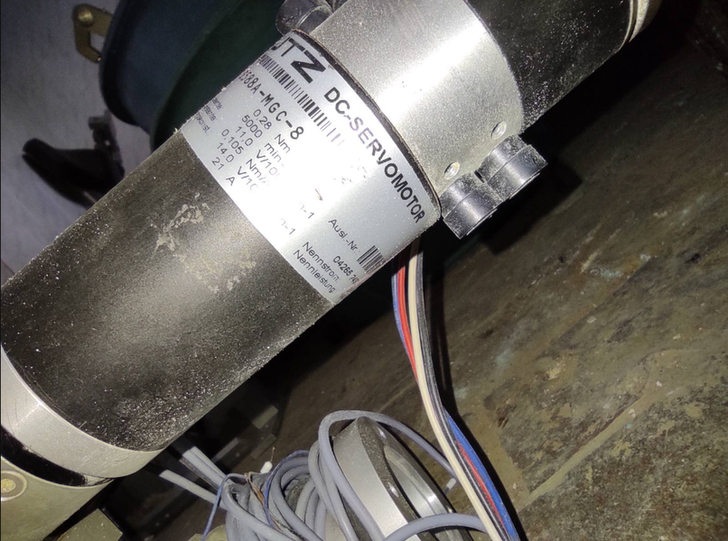 Двигун постійного струму Bautz E588A-MGC-8 1517593086 фото