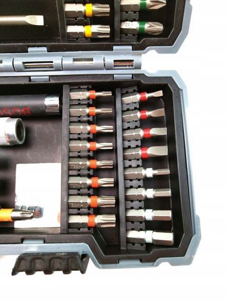 Набор бит Bosch Profi 43 элемента 12550782899 фото